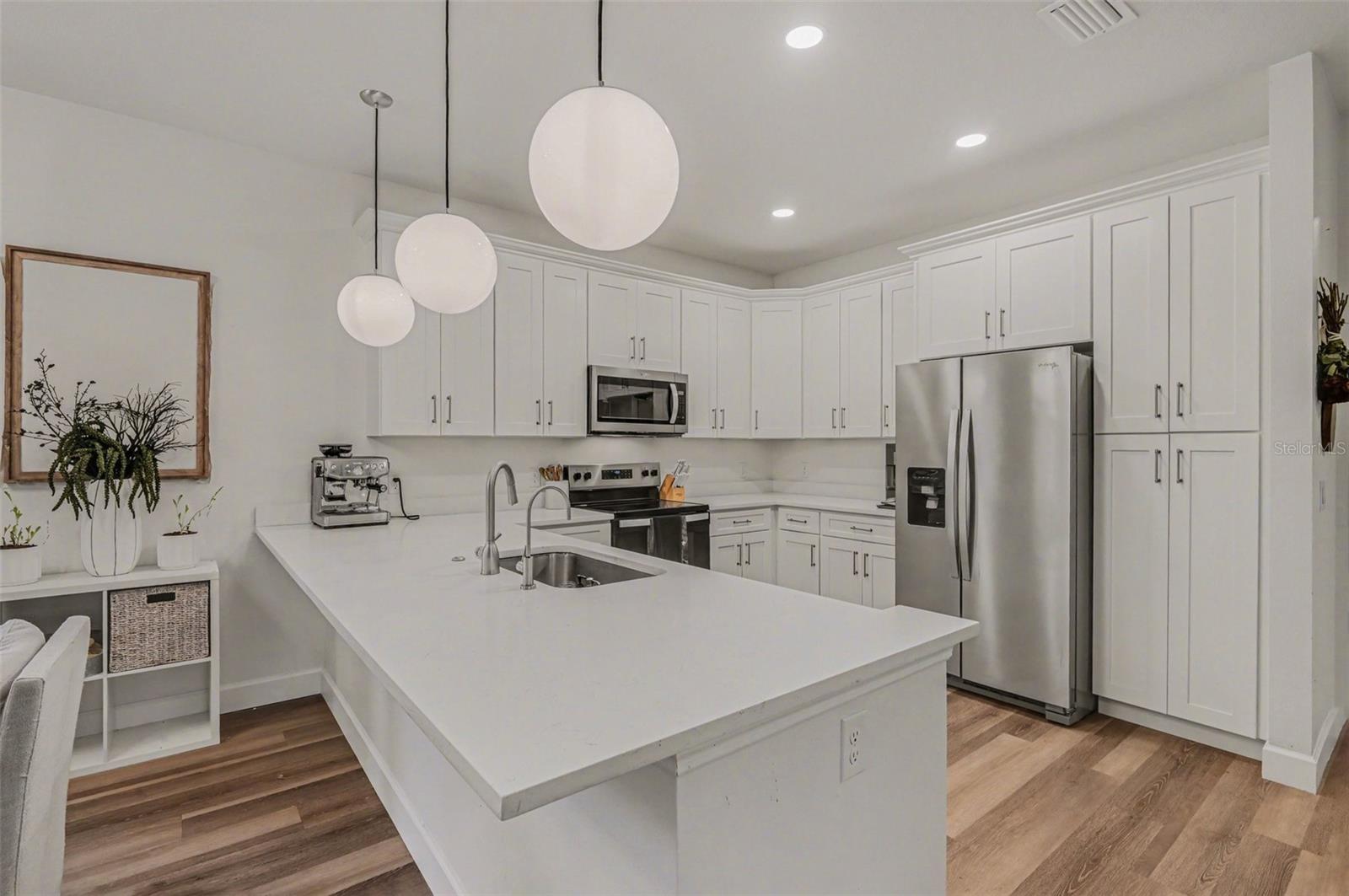 2740 IRIS RD, DELAND, FL, 32724