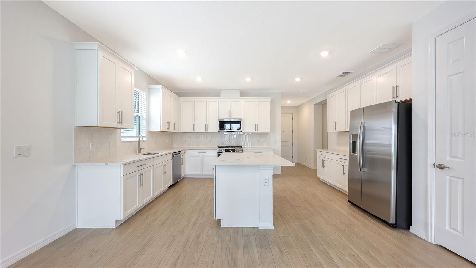 18123 CHERISHED LOOP, LAKEWOOD RANCH, FL, 34211