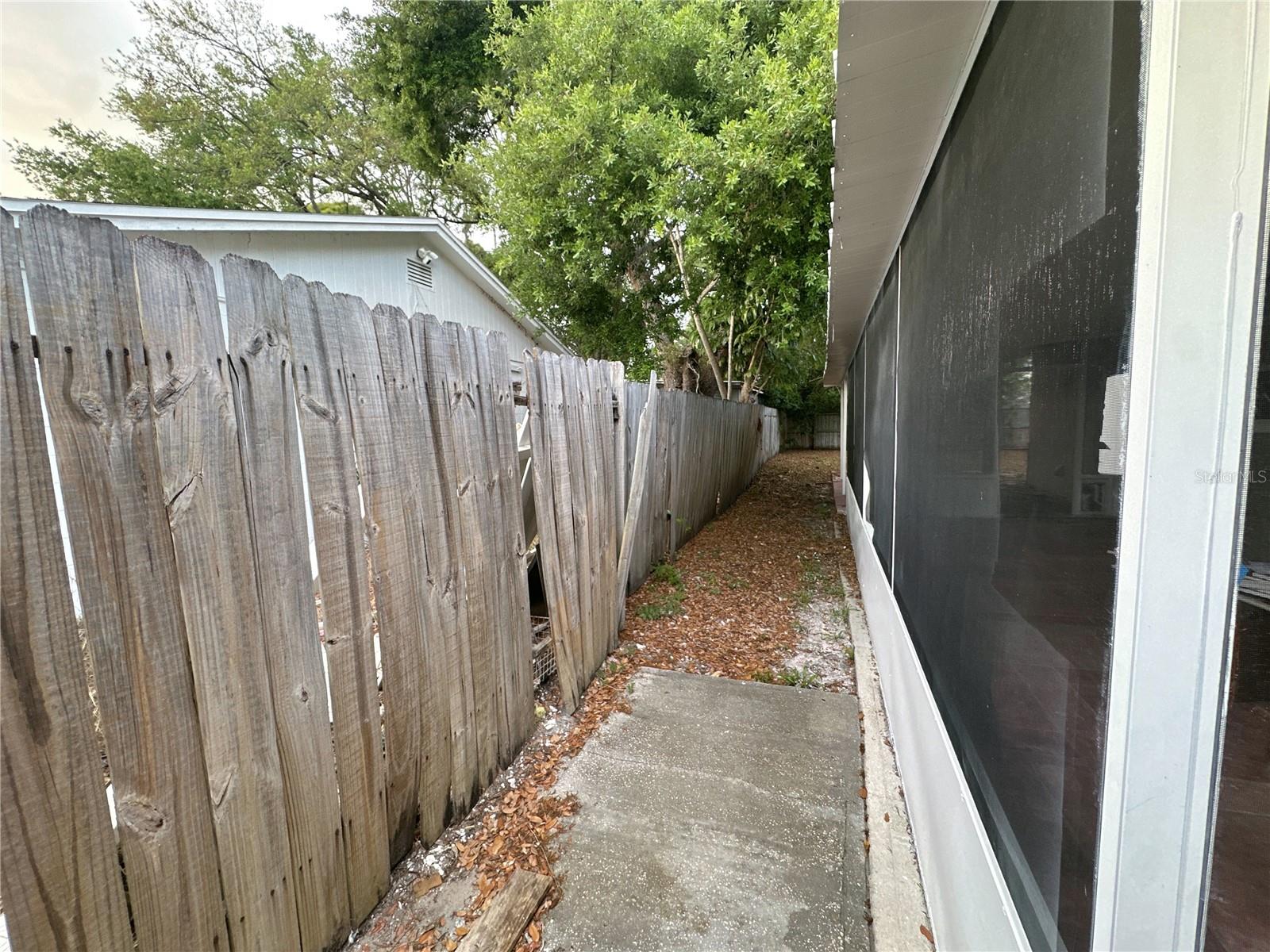 4421 GANDY CIR, TAMPA, FL, 33616