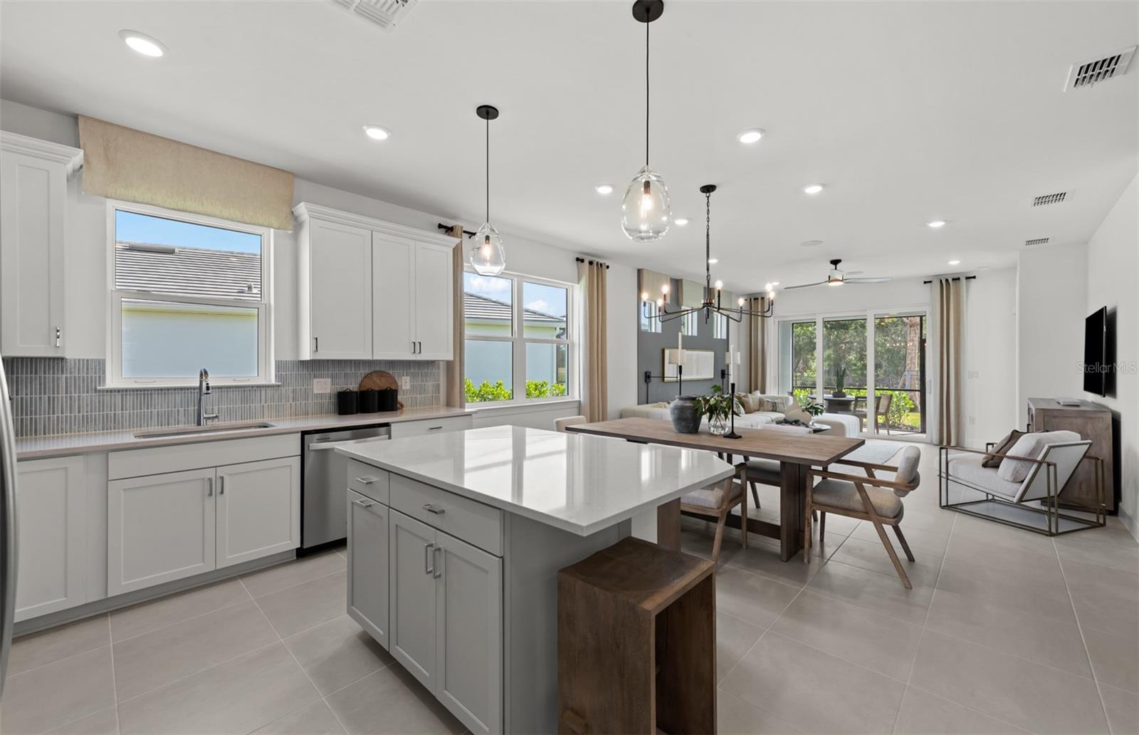 1607 TAVIRA PL, ENGLEWOOD, FL, 34223