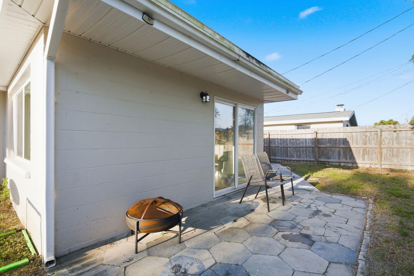 8373 76TH AVE, SEMINOLE, FL, 33777