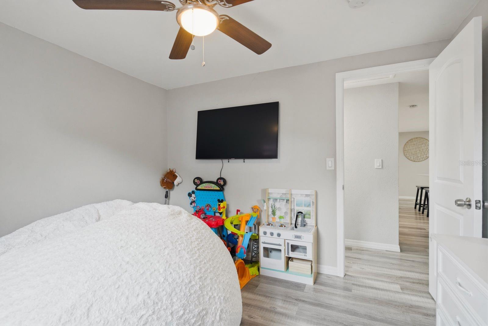 8373 76TH AVE, SEMINOLE, FL, 33777