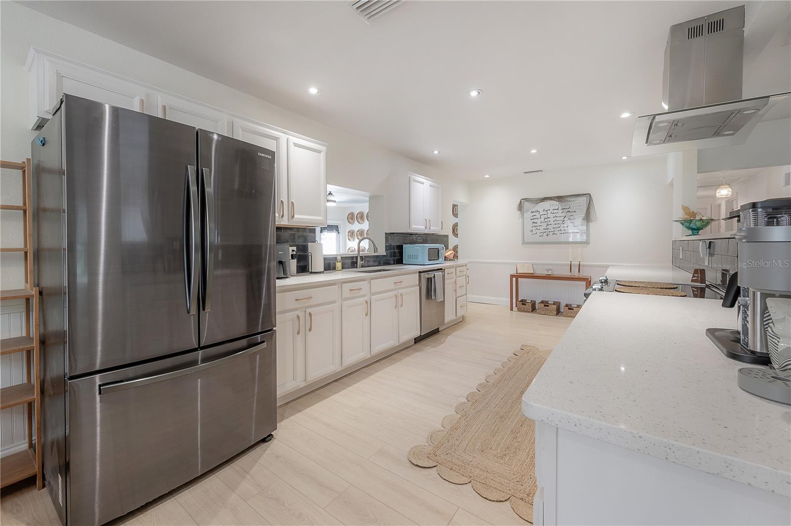 1304 W BOGIE DR, TAMPA, FL, 33612