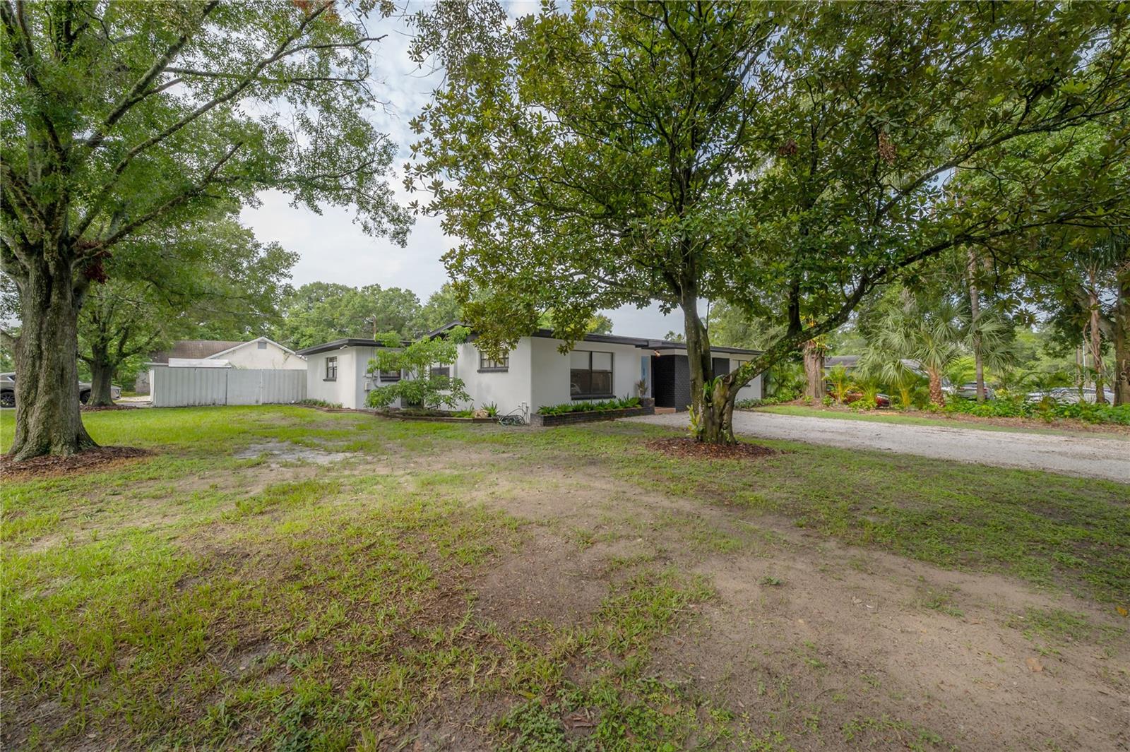 1304 W BOGIE DR, TAMPA, FL, 33612
