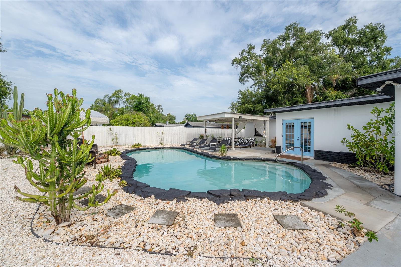 1304 W BOGIE DR, TAMPA, FL, 33612