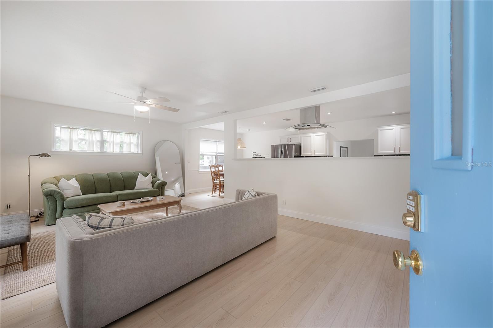 1304 W BOGIE DR, TAMPA, FL, 33612