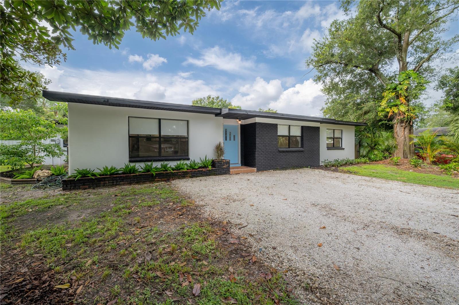 1304 W BOGIE DR, TAMPA, FL, 33612