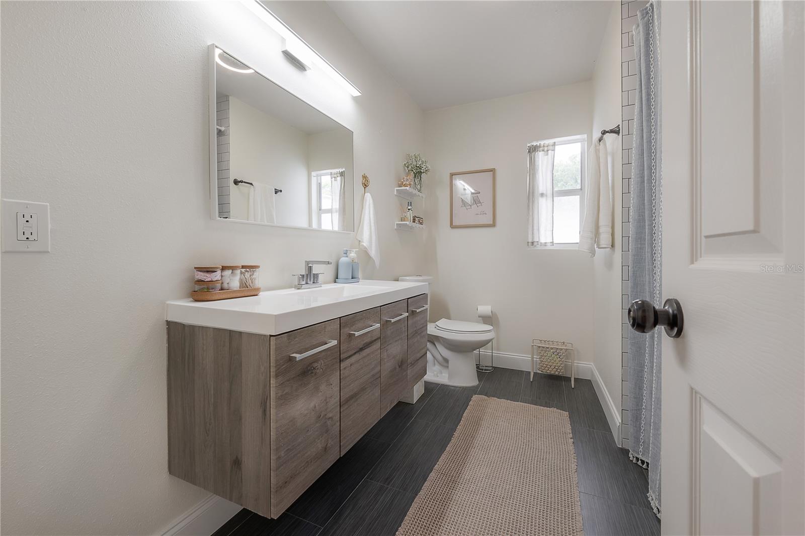 1304 W BOGIE DR, TAMPA, FL, 33612
