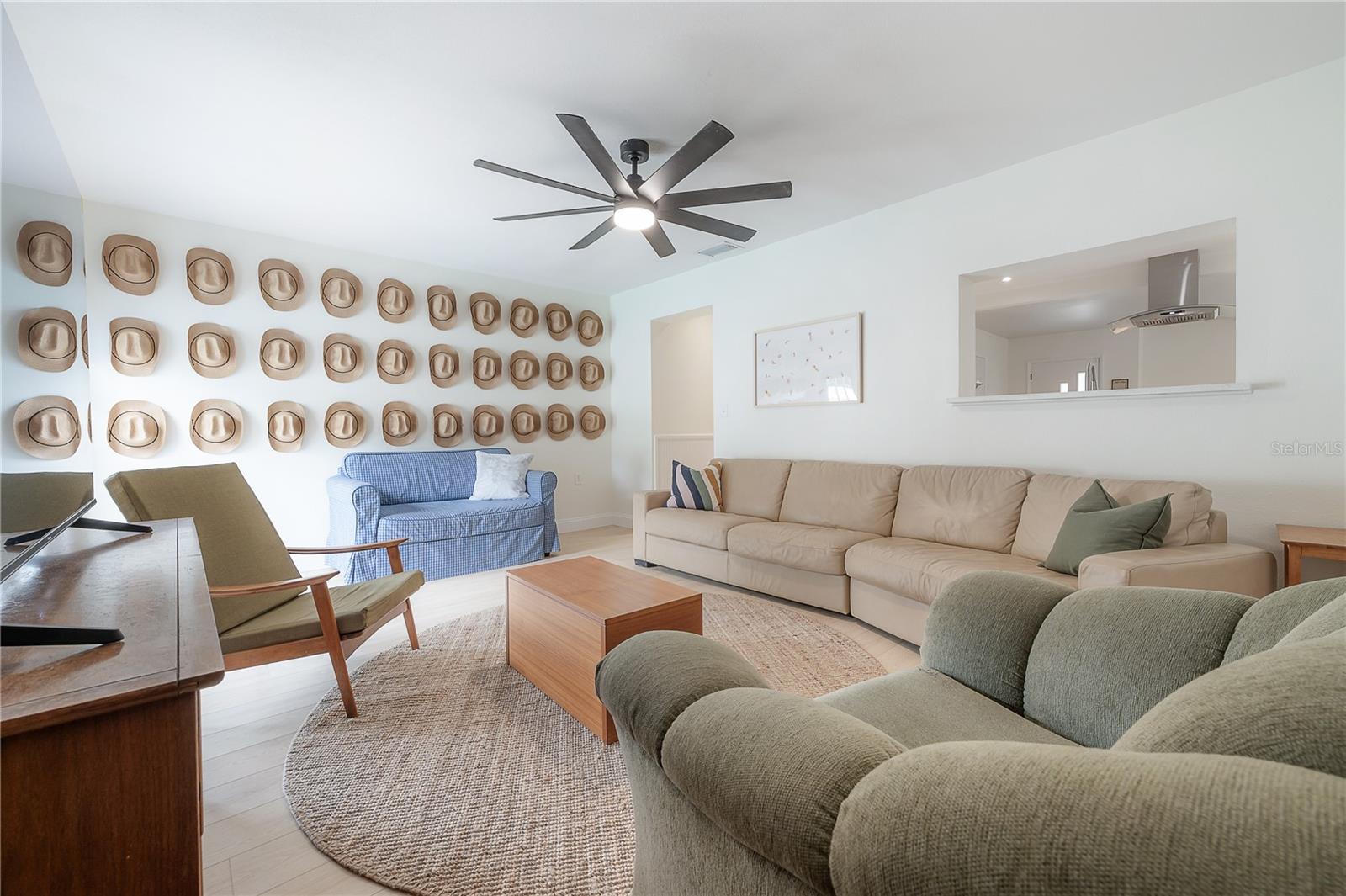 1304 W BOGIE DR, TAMPA, FL, 33612