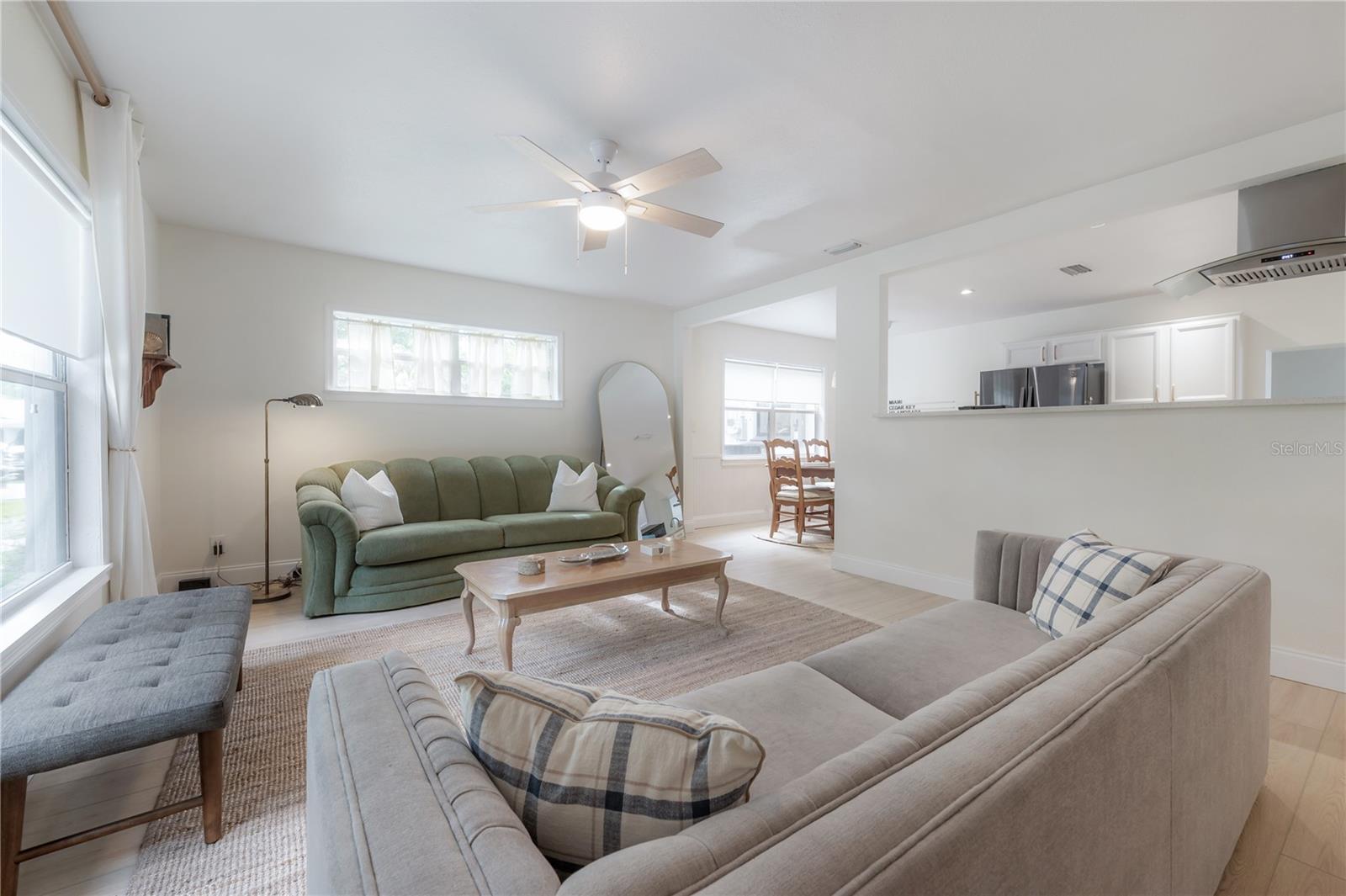 1304 W BOGIE DR, TAMPA, FL, 33612