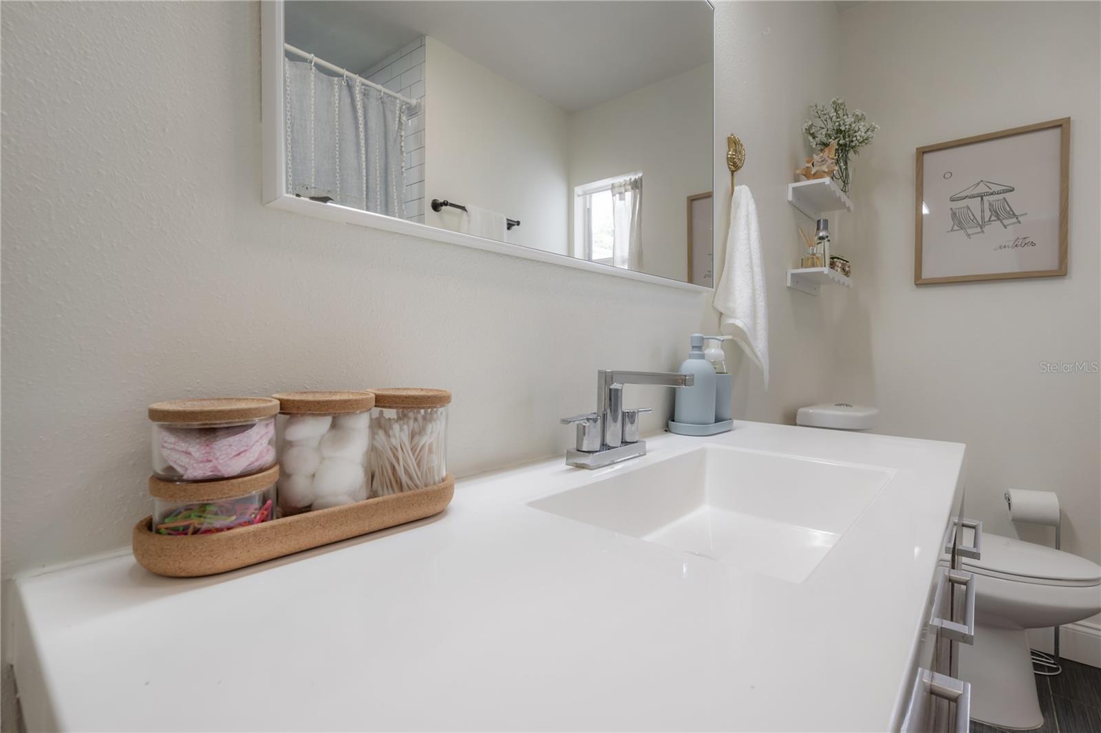 1304 W BOGIE DR, TAMPA, FL, 33612