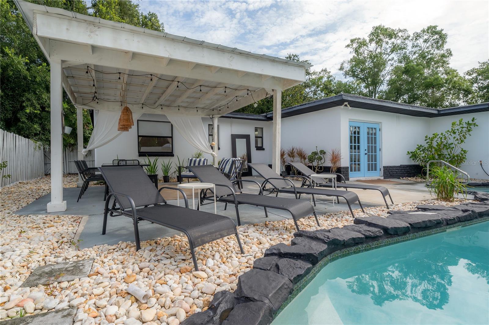 1304 W BOGIE DR, TAMPA, FL, 33612