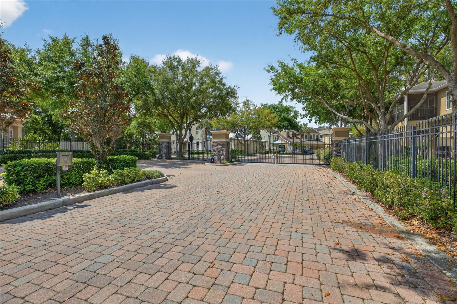 143 GRANDE VILLA DR, LUTZ, FL, 33548