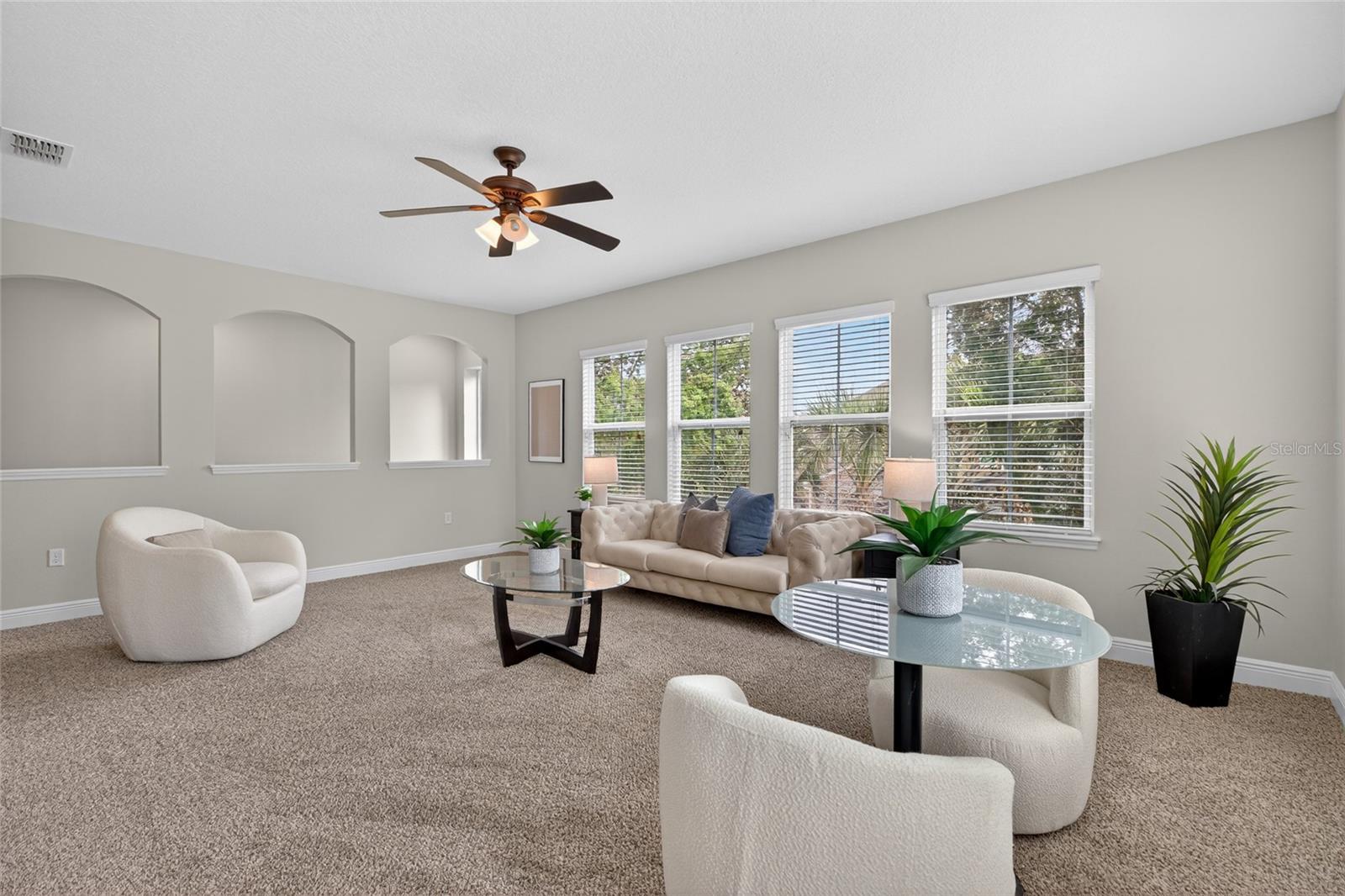 143 GRANDE VILLA DR, LUTZ, FL, 33548