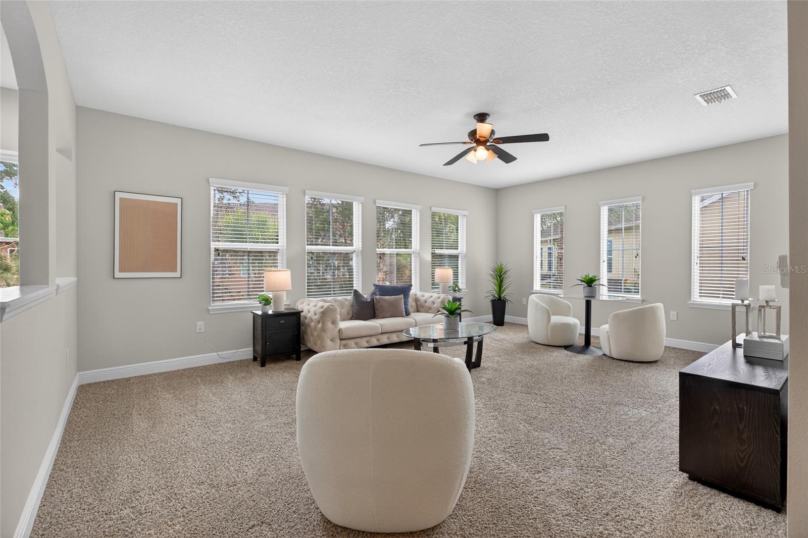 143 GRANDE VILLA DR, LUTZ, FL, 33548