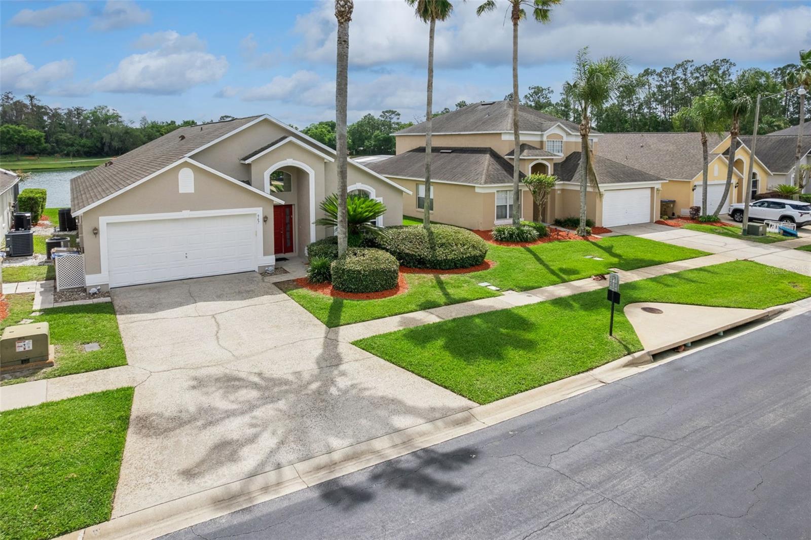 967 LAKE BERKLEY DR, KISSIMMEE, FL, 34746