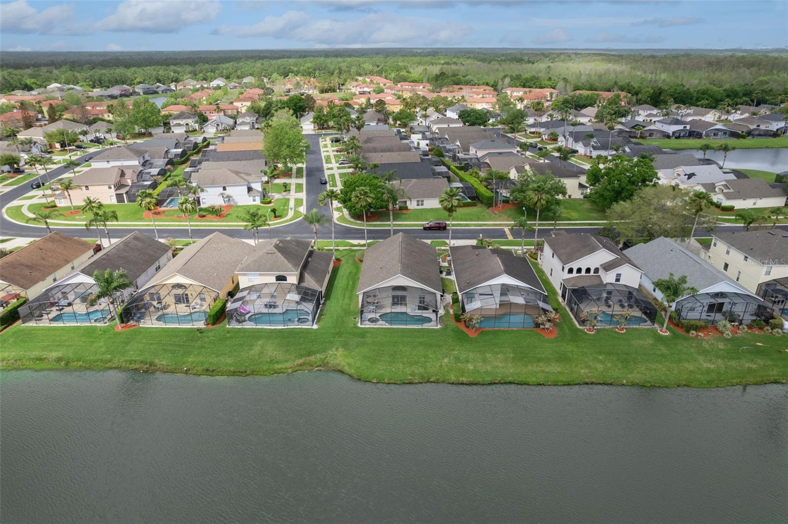 967 LAKE BERKLEY DR, KISSIMMEE, FL, 34746