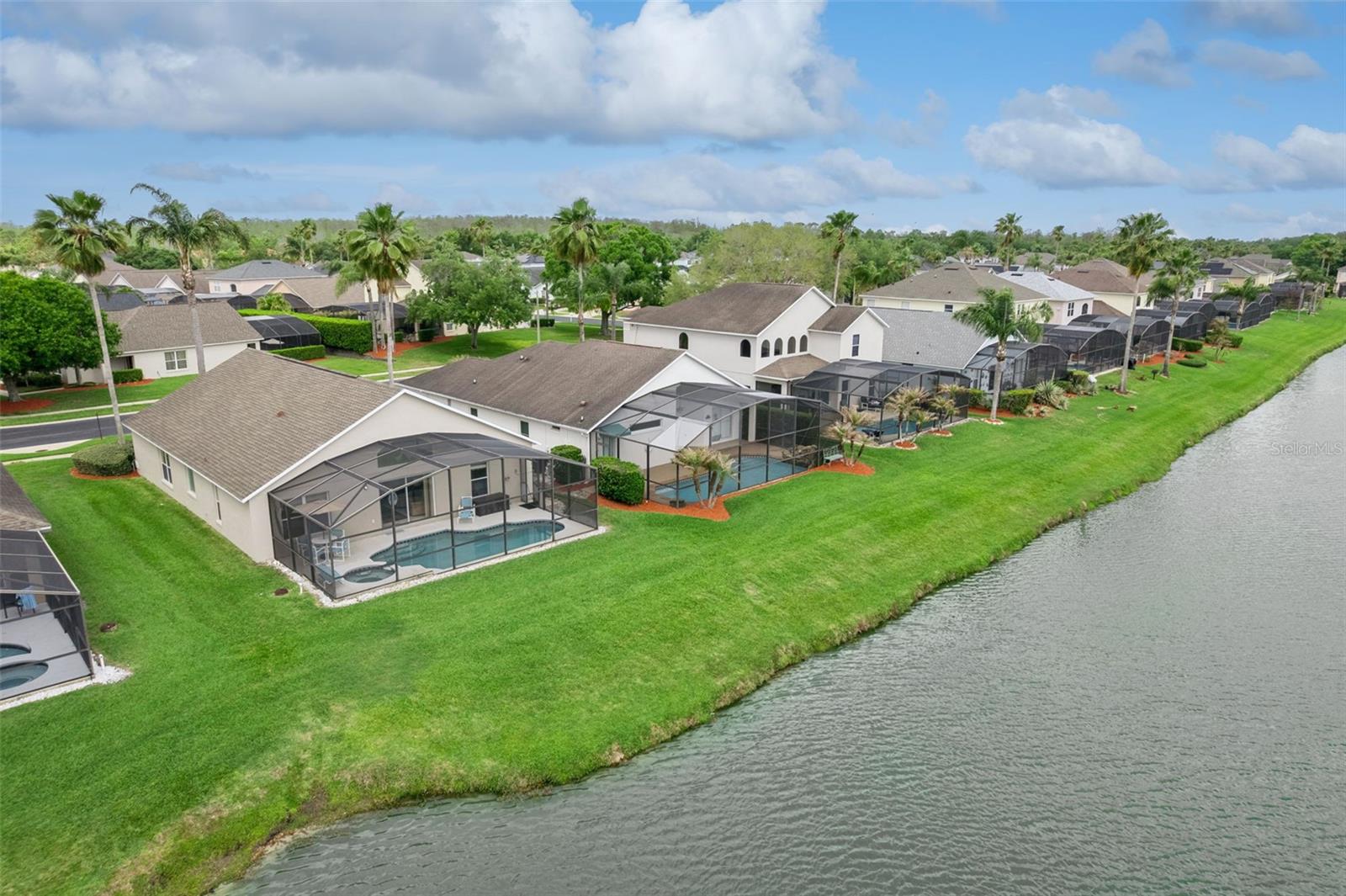 967 LAKE BERKLEY DR, KISSIMMEE, FL, 34746