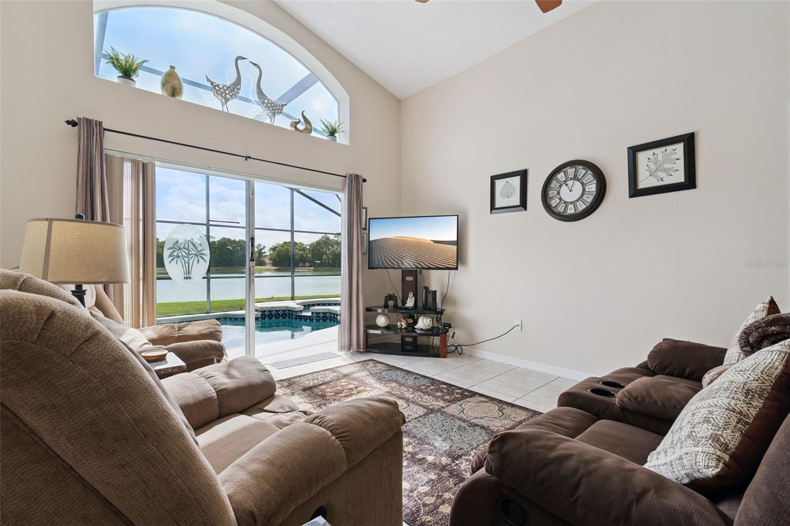 967 LAKE BERKLEY DR, KISSIMMEE, FL, 34746