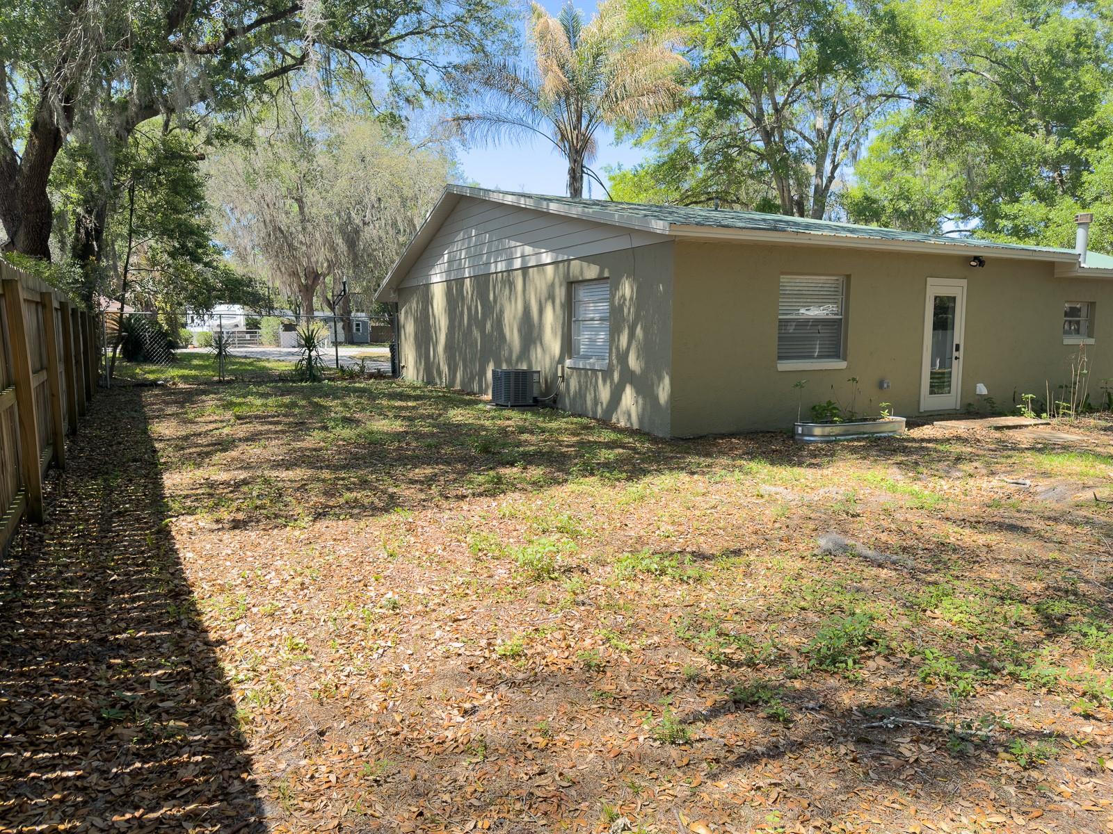 207 MANDARIN LN, FRUITLAND PARK, FL, 34731