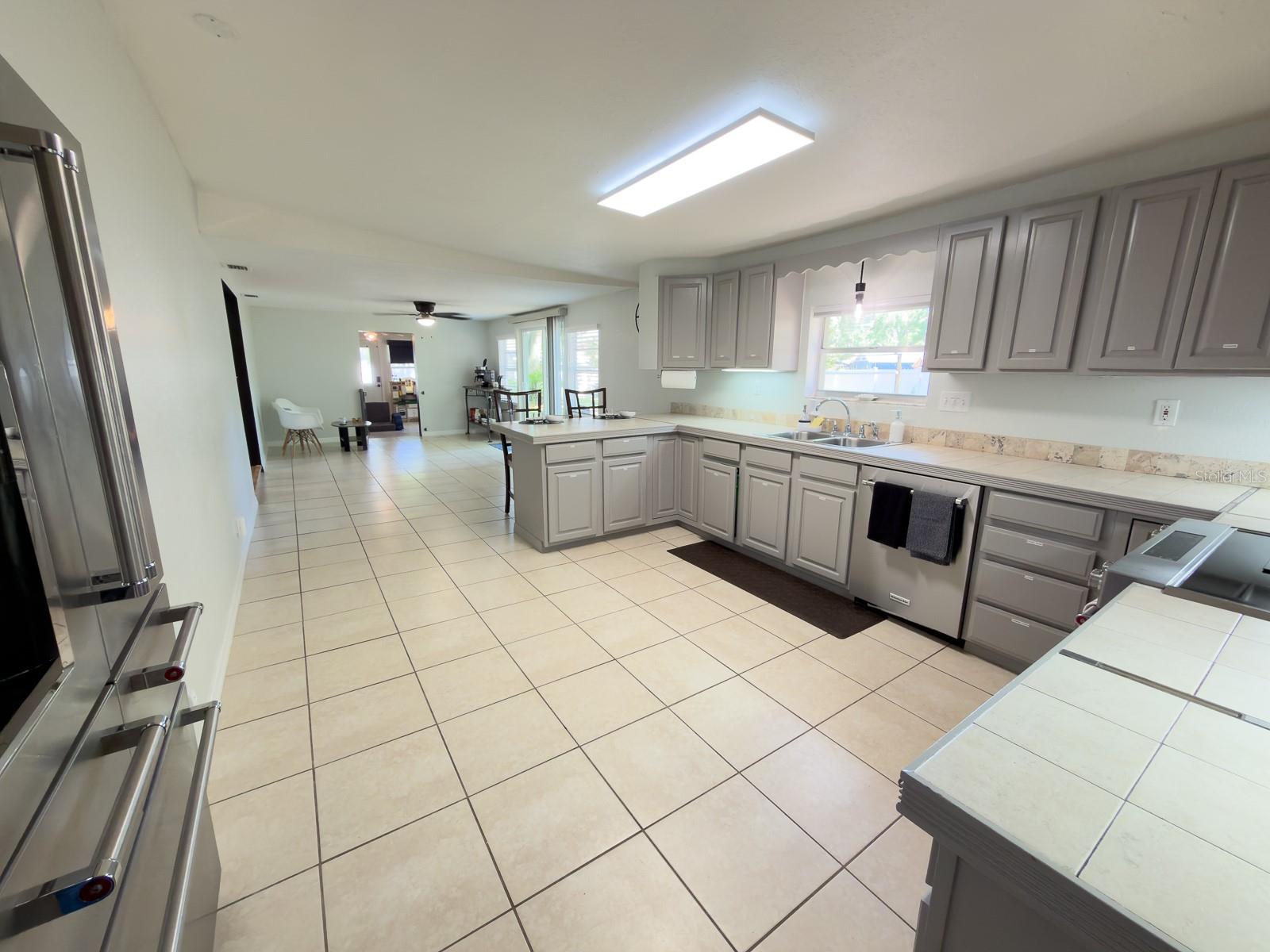 207 MANDARIN LN, FRUITLAND PARK, FL, 34731