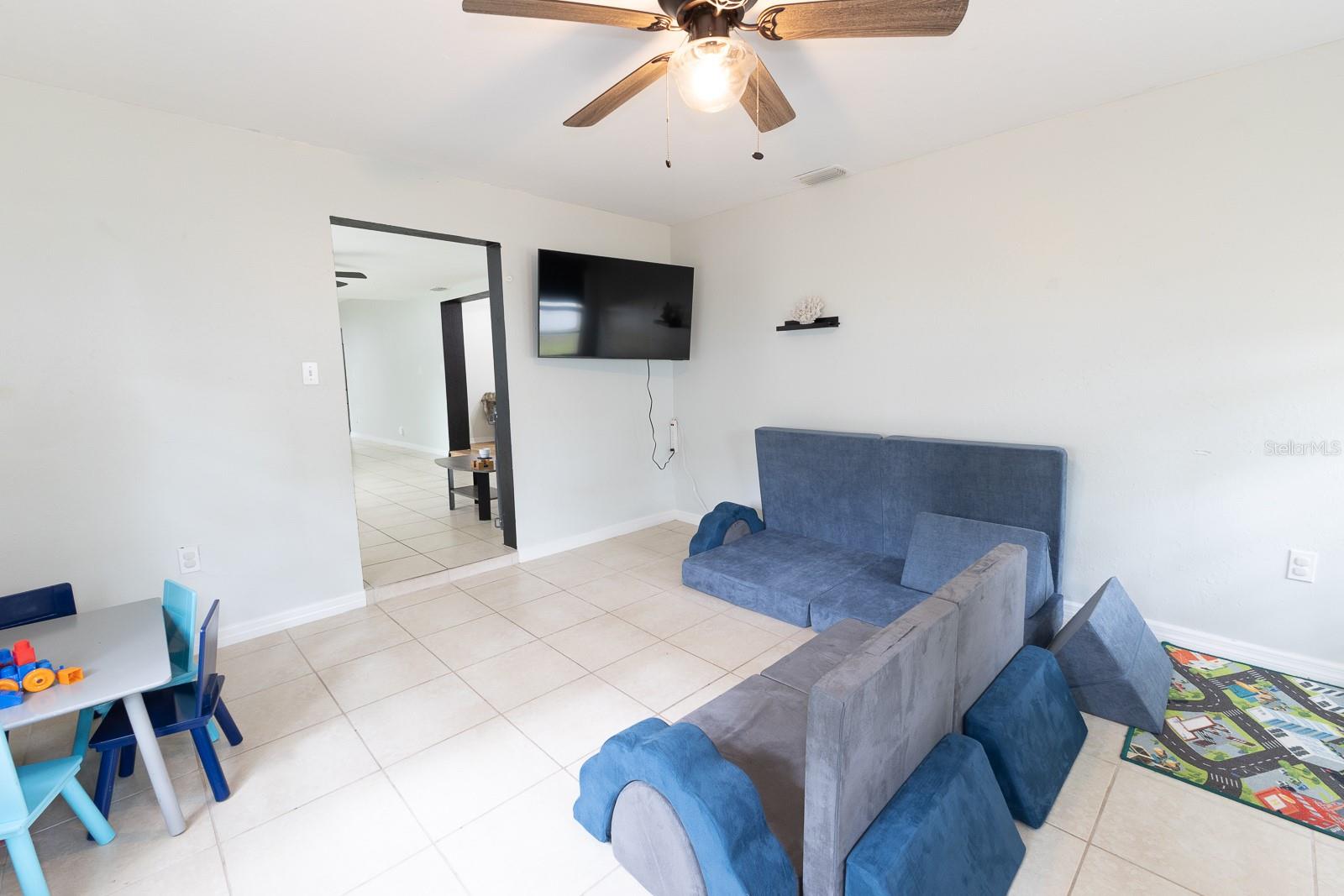 207 MANDARIN LN, FRUITLAND PARK, FL, 34731