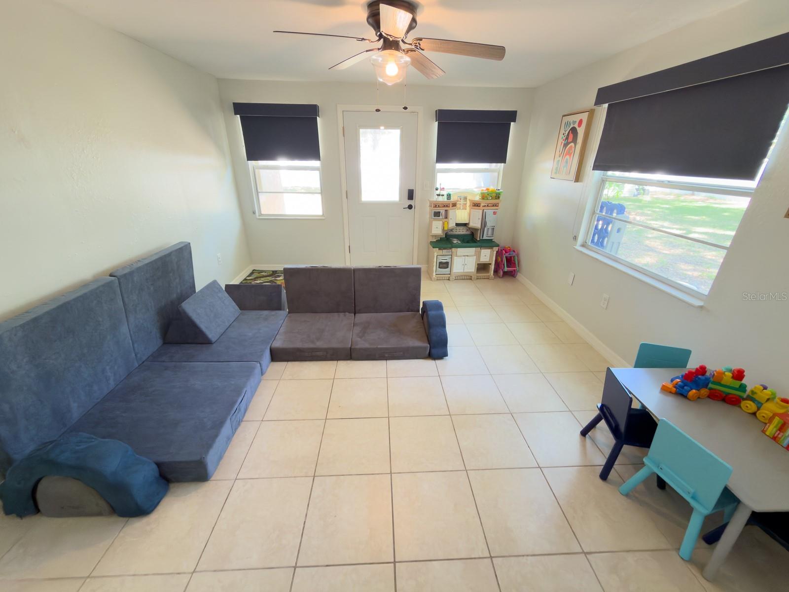 207 MANDARIN LN, FRUITLAND PARK, FL, 34731