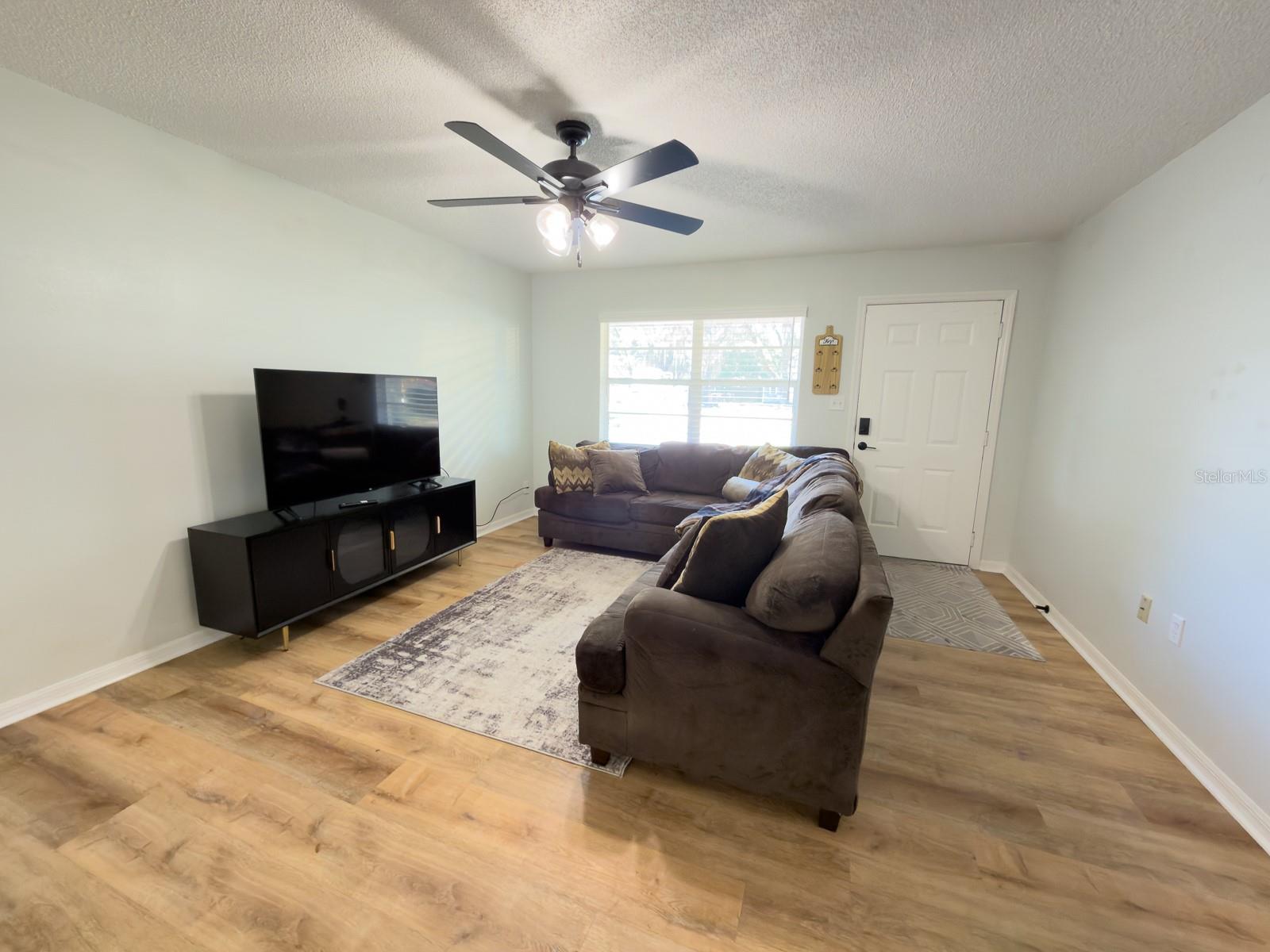 207 MANDARIN LN, FRUITLAND PARK, FL, 34731