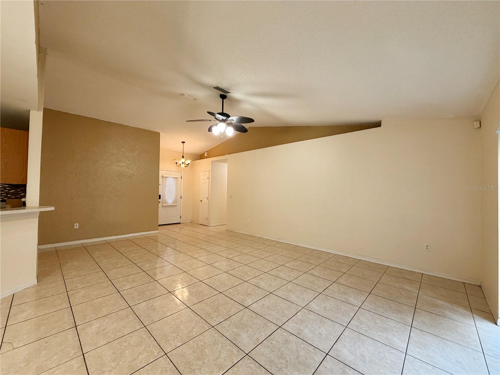 530 FINCH LN, KISSIMMEE, FL, 34759