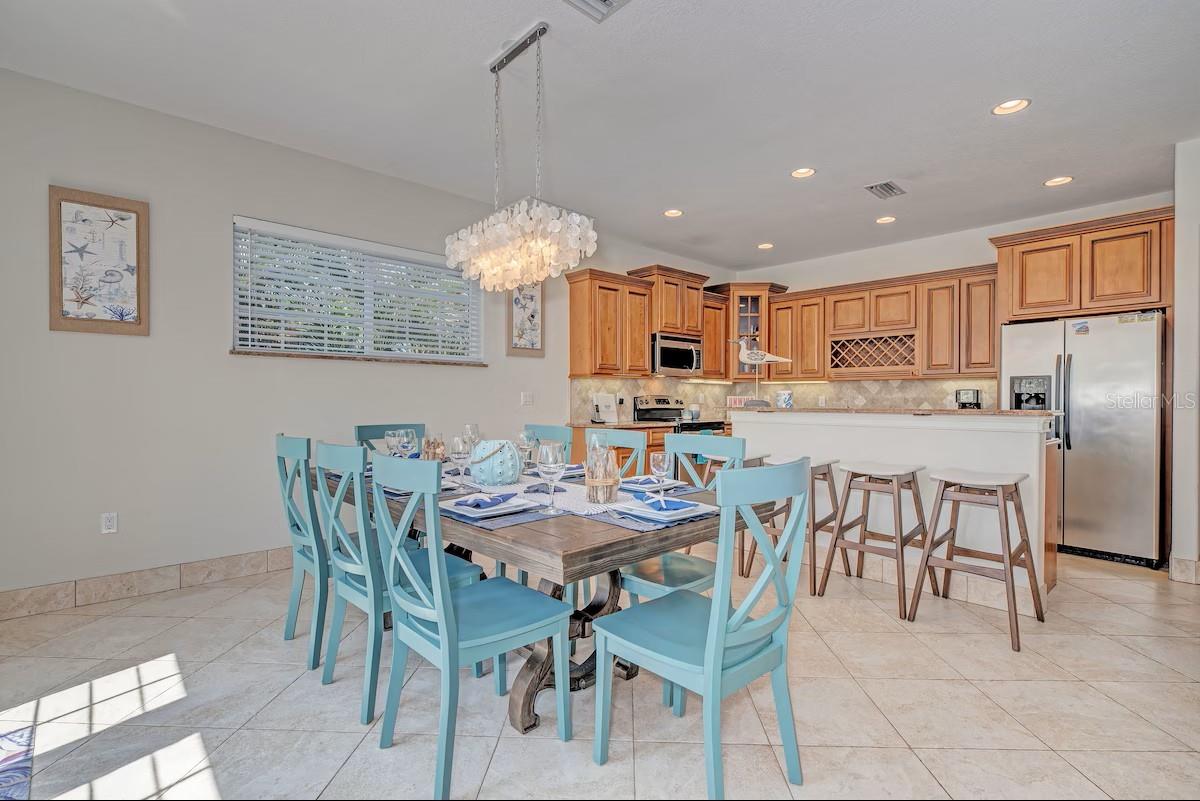 4118 5TH AVE, HOLMES BEACH, FL, 34217