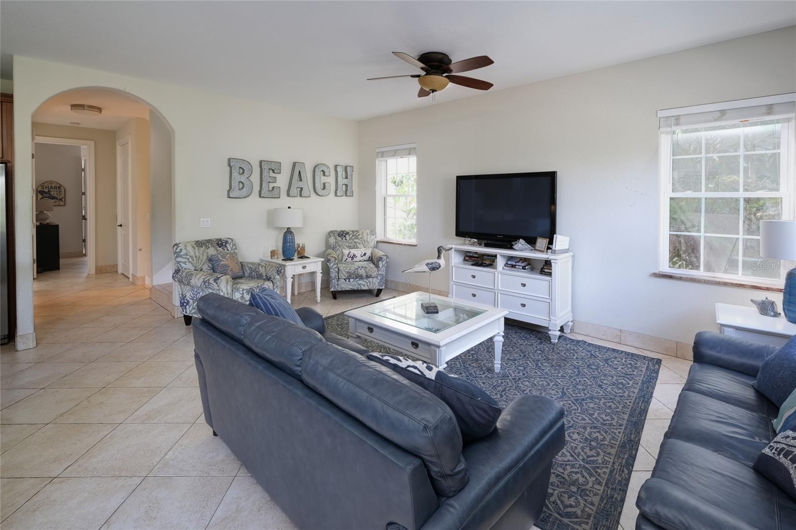 4118 5TH AVE, HOLMES BEACH, FL, 34217
