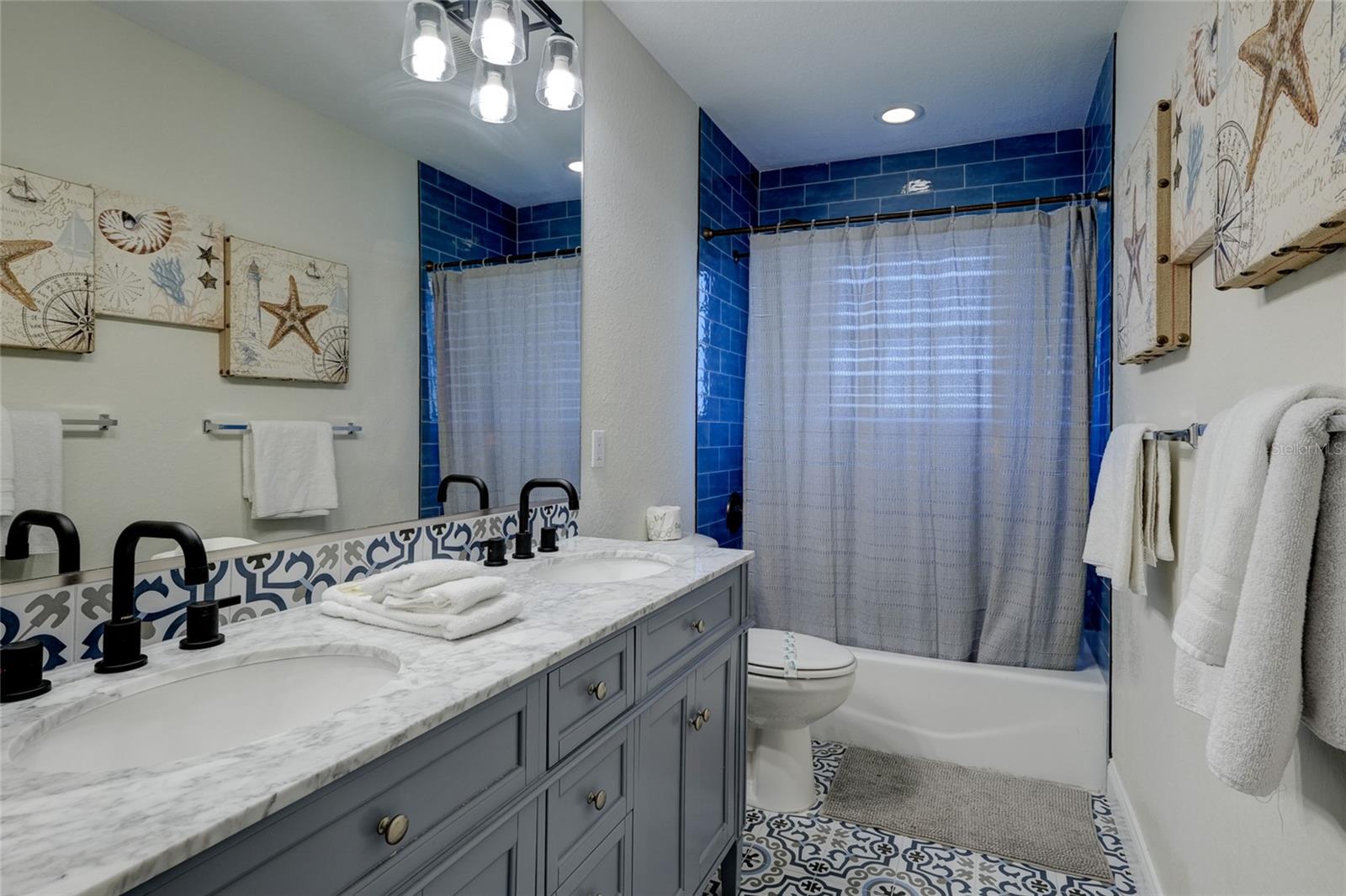 4118 5TH AVE, HOLMES BEACH, FL, 34217