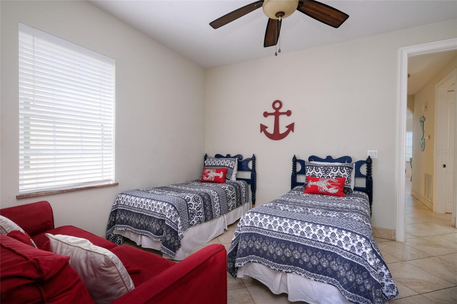 4118 5TH AVE, HOLMES BEACH, FL, 34217