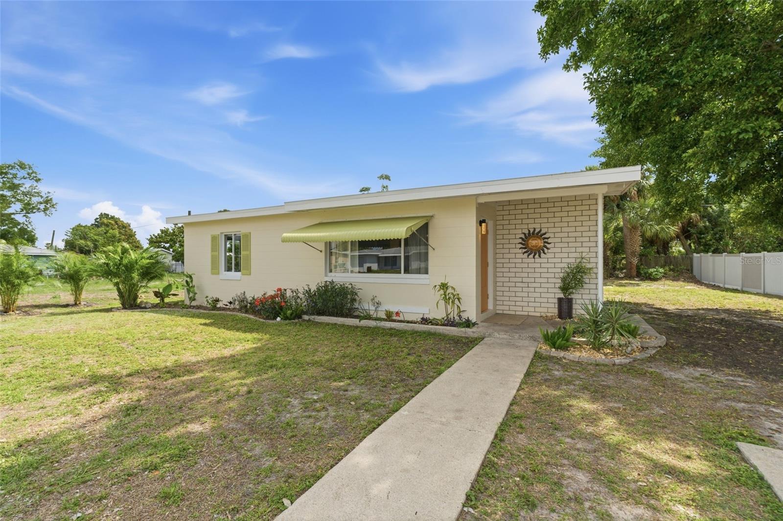 21921 BEVERLY AVE, PORT CHARLOTTE, FL, 33952