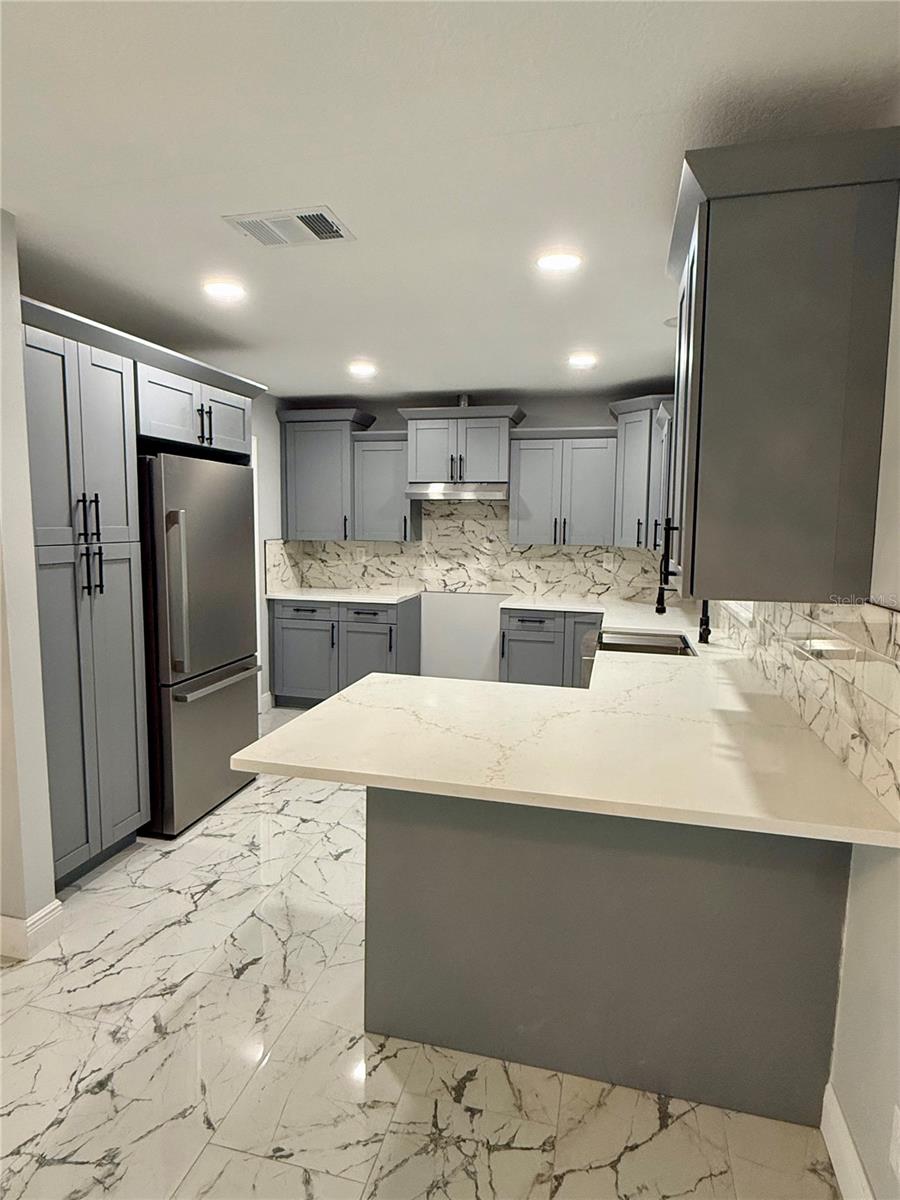 7102 CARMEL AVE, NEW PORT RICHEY, FL, 34655