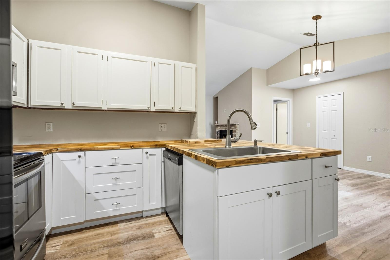 4019 NW 17TH TER, GAINESVILLE, FL, 32605