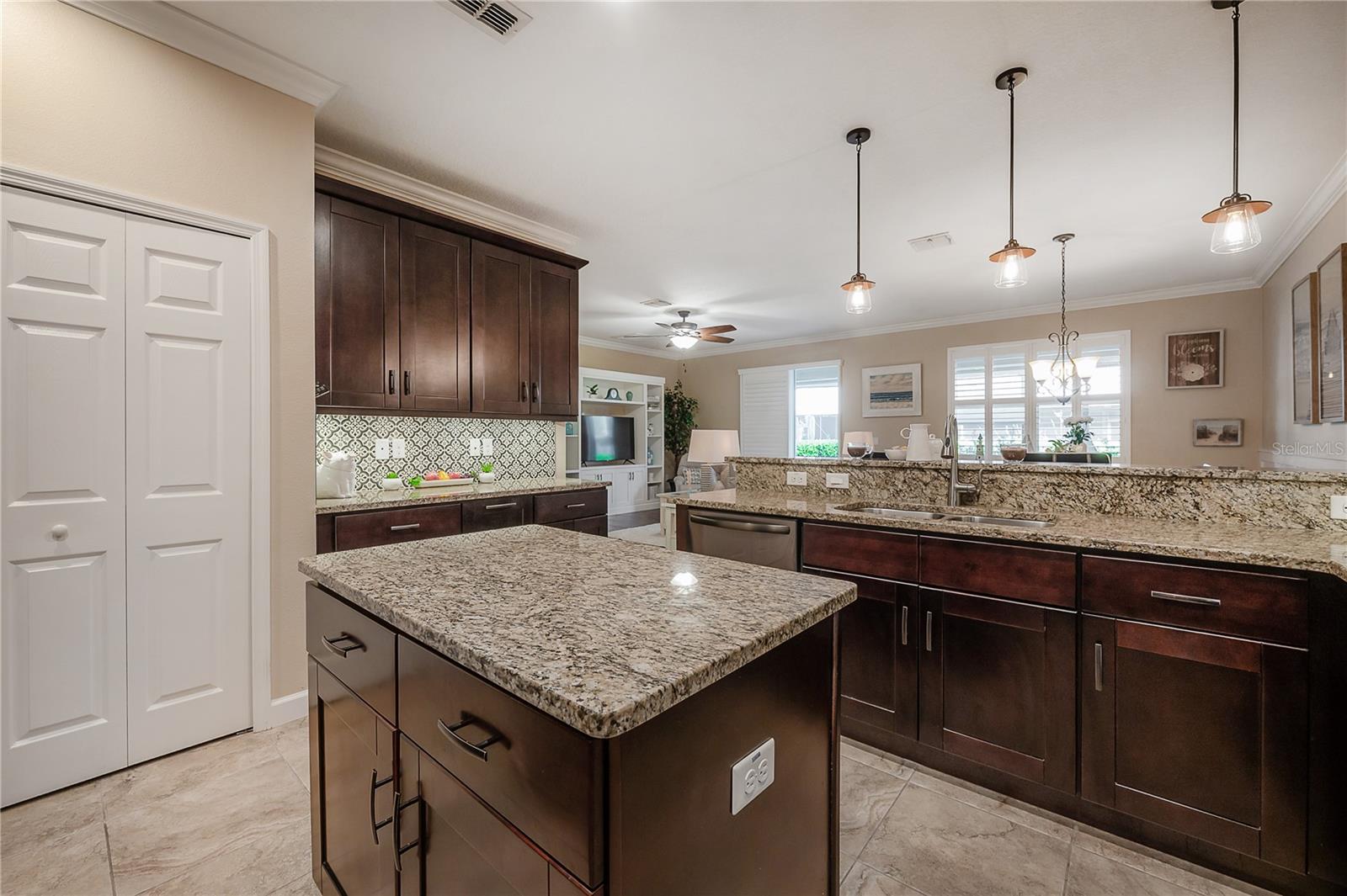 933 MOSCATO PL, PALM HARBOR, FL, 34683