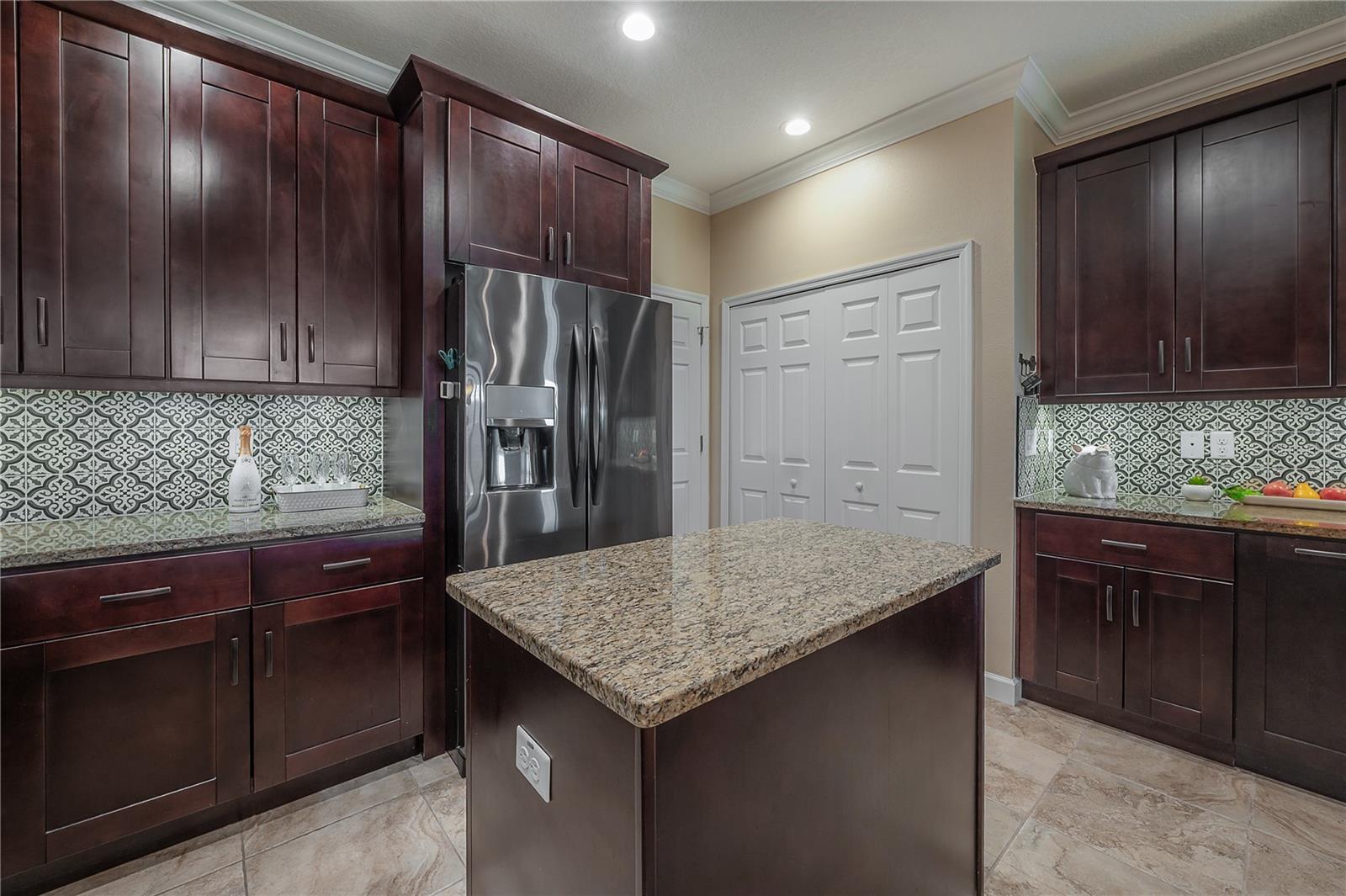 933 MOSCATO PL, PALM HARBOR, FL, 34683