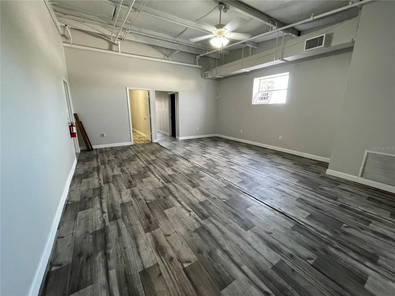201 E MAIN ST #101, LEESBURG, FL, 34748