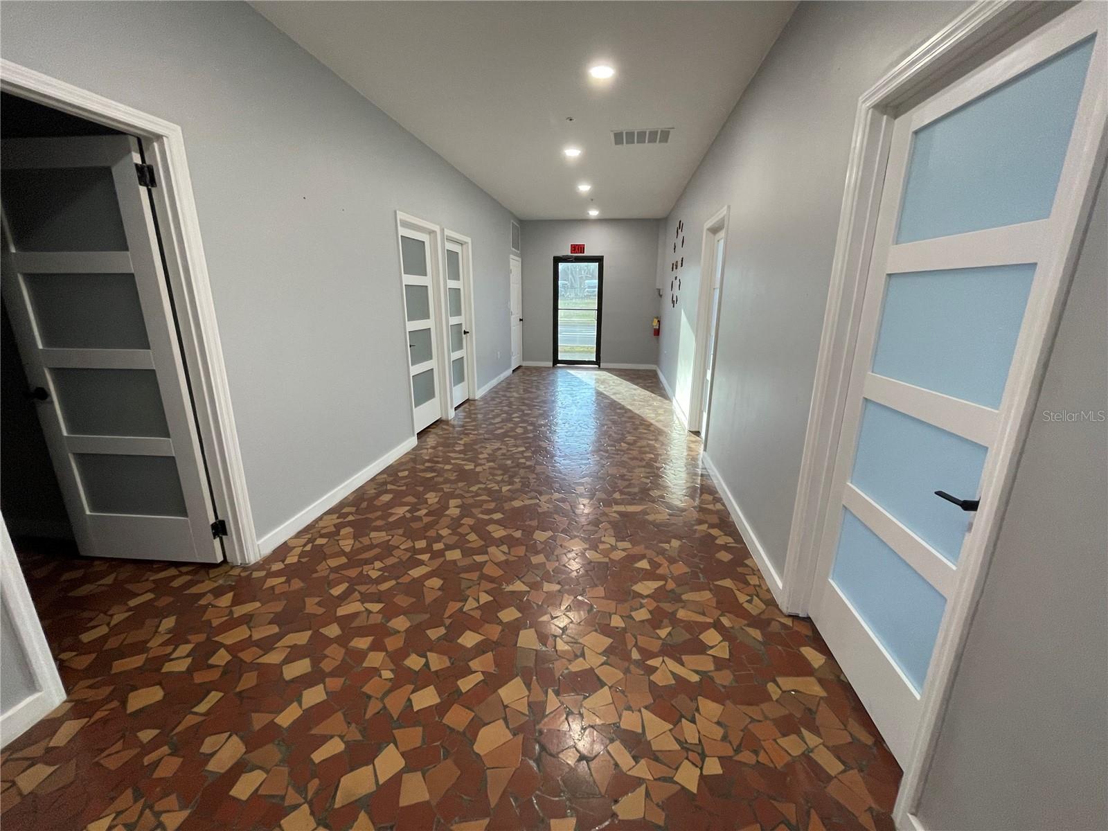 201 E MAIN ST #101, LEESBURG, FL, 34748