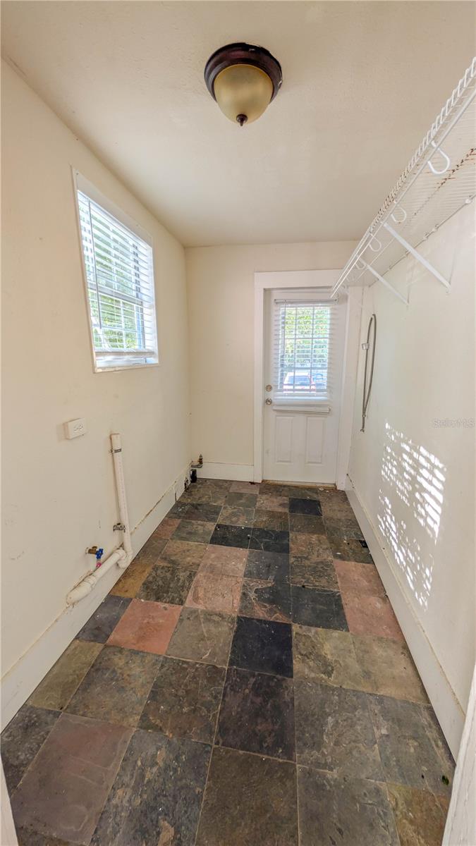 610 4TH AVE S, ST PETERSBURG, FL, 33701