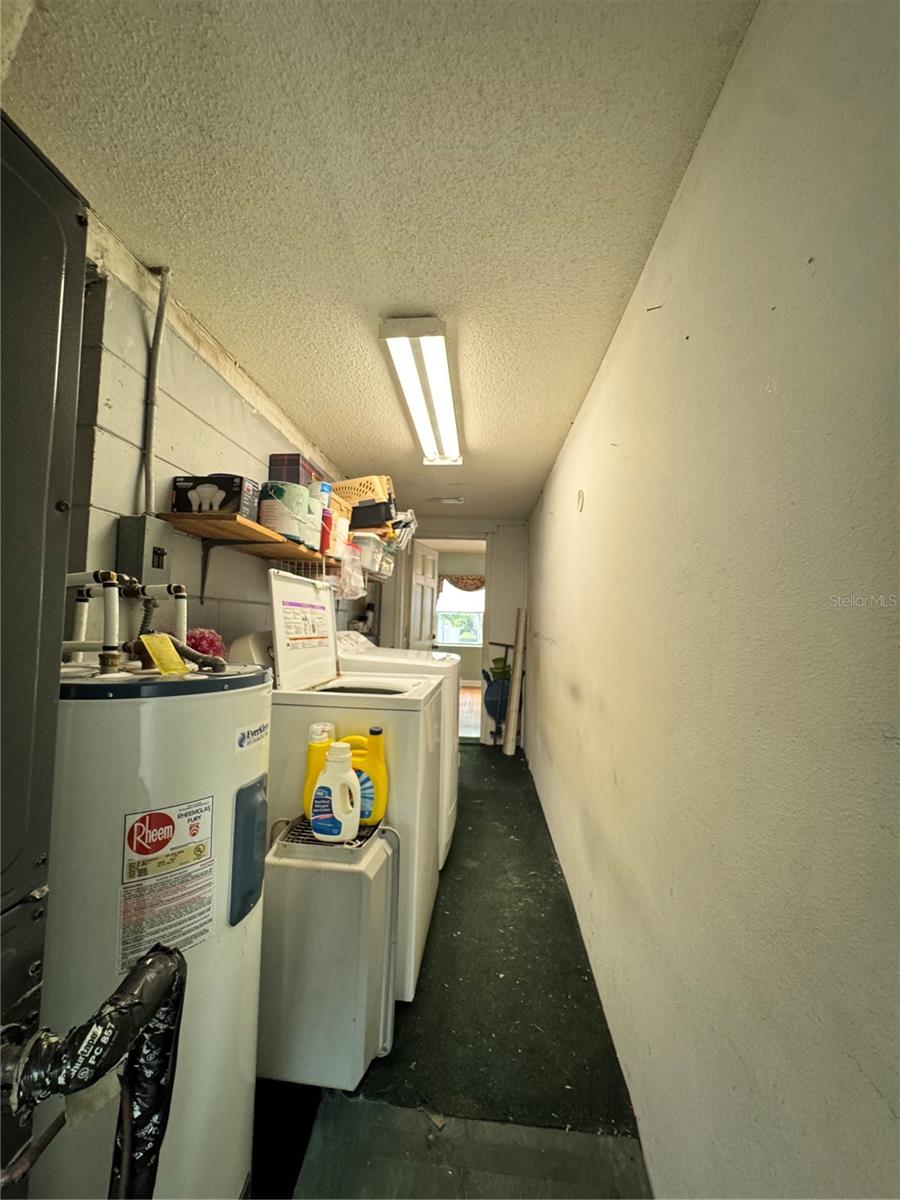 2506 DELANEY AVE, ORLANDO, FL, 32806