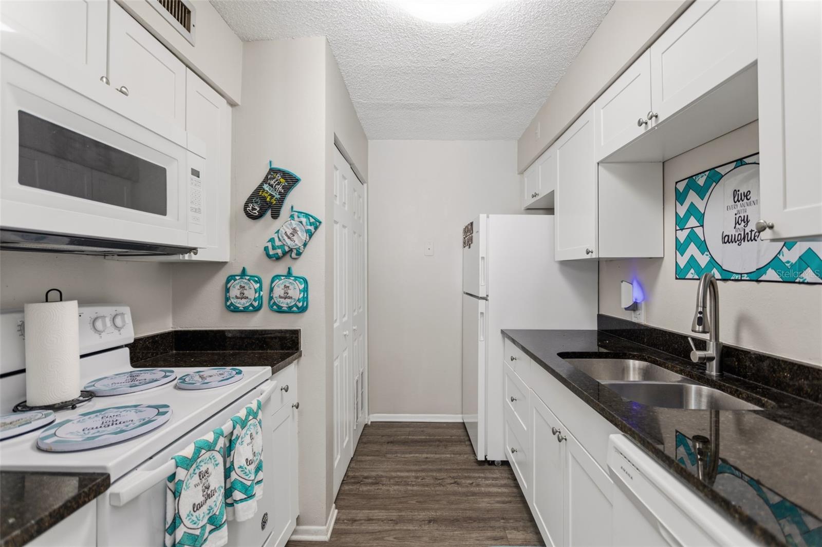 7506 PRESLEY PL #113, TAMPA, FL, 33617