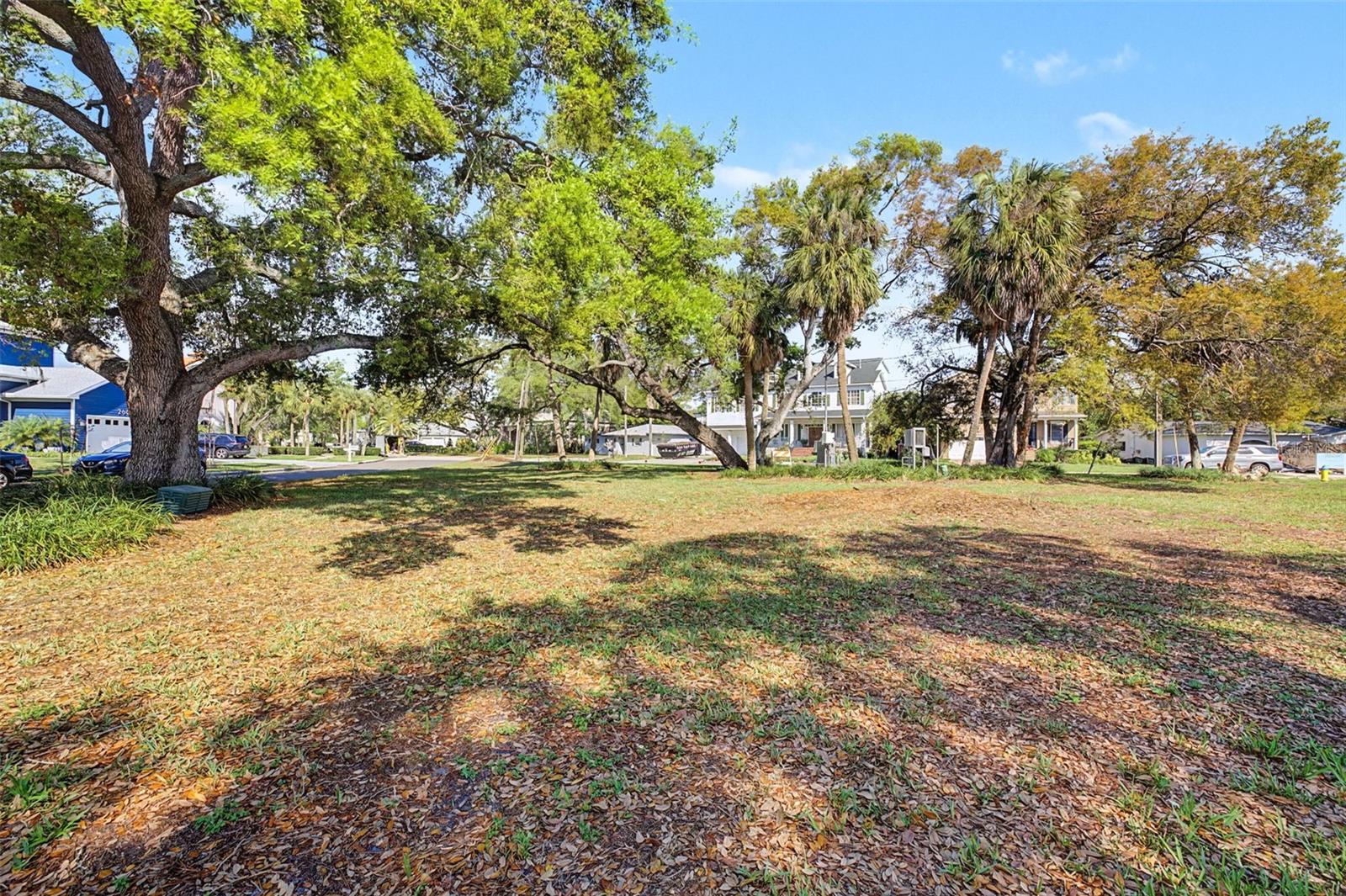 4811 S SUNSET BLVD, TAMPA, FL, 33629
