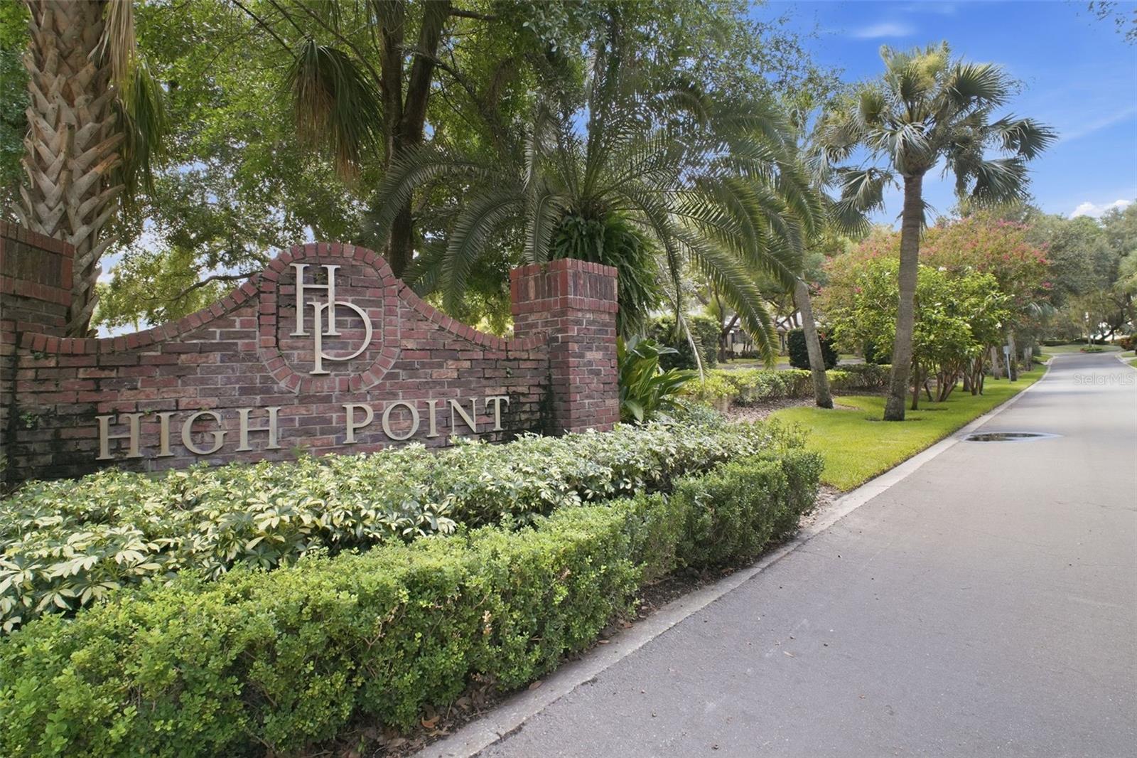 621 HIGH POINT DR, MOUNT DORA, FL, 32757