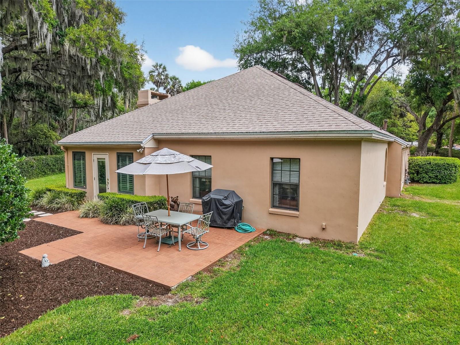 621 HIGH POINT DR, MOUNT DORA, FL, 32757