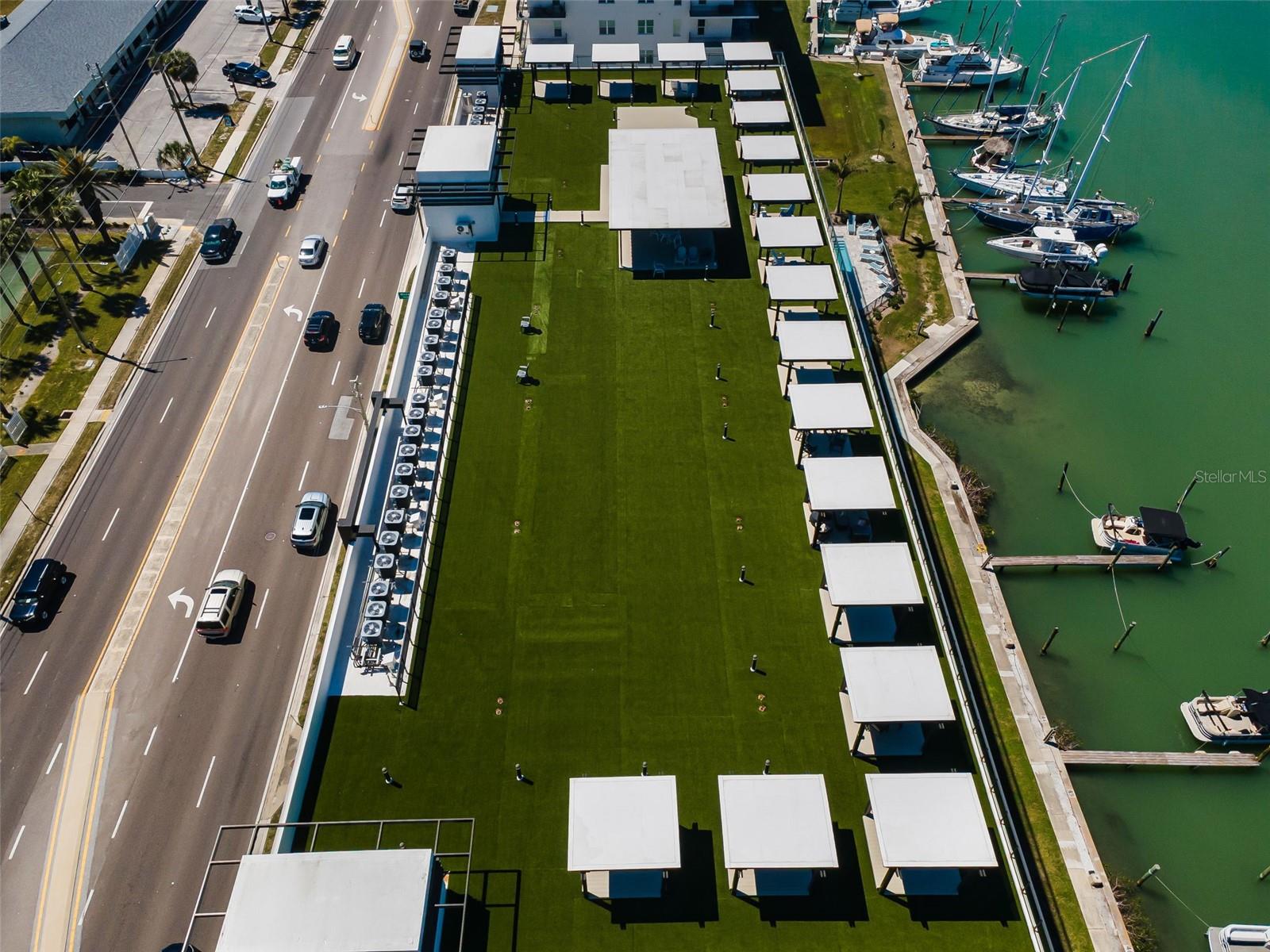 Rooftop Fun and World Class Views!