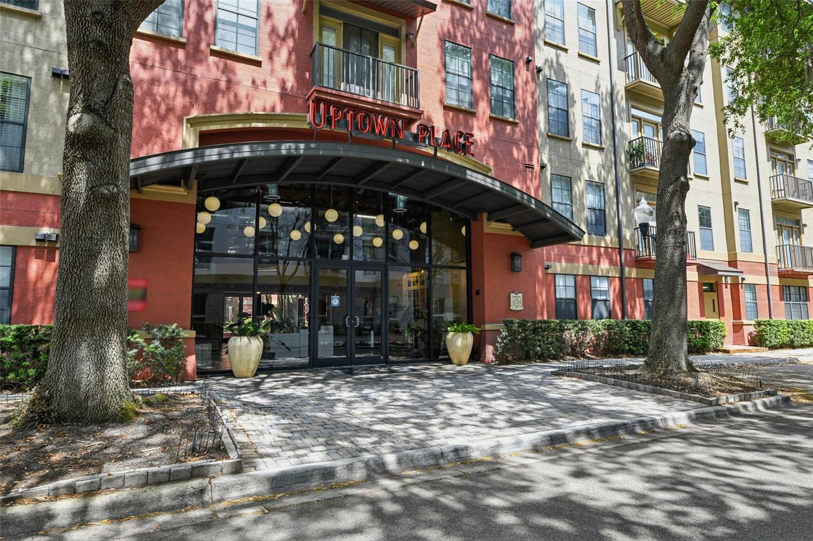 911 N ORANGE AVE #101, ORLANDO, FL, 32801