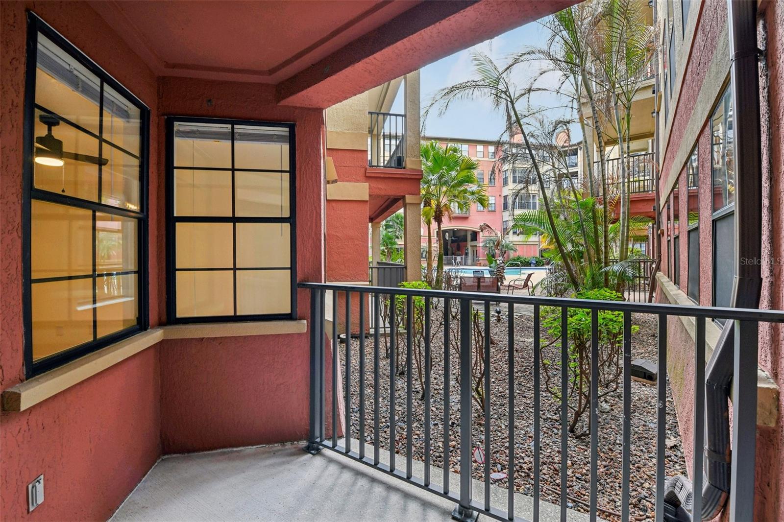911 N ORANGE AVE #101, ORLANDO, FL, 32801