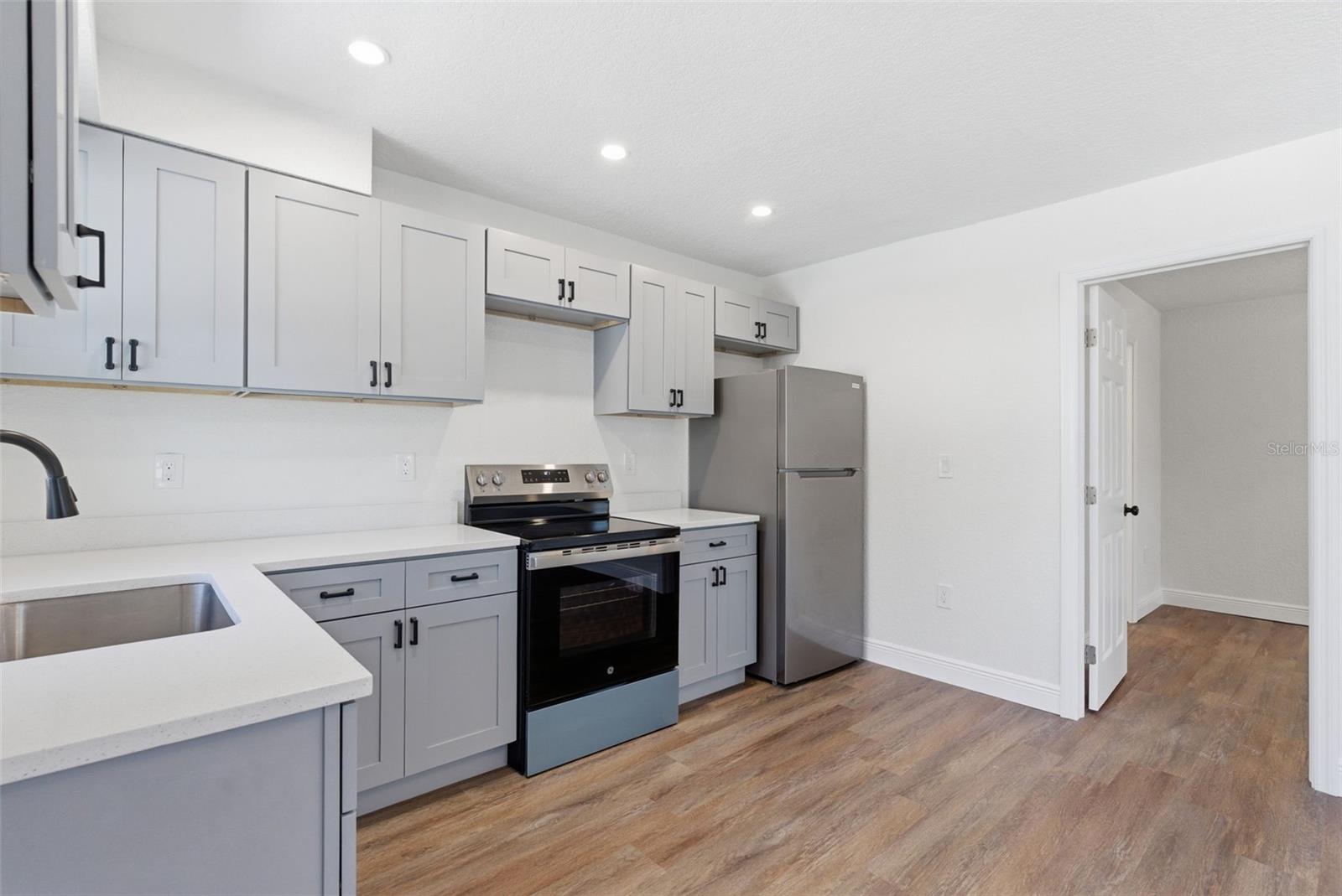 113 145TH AVE E #2, MADEIRA BEACH, FL, 33708